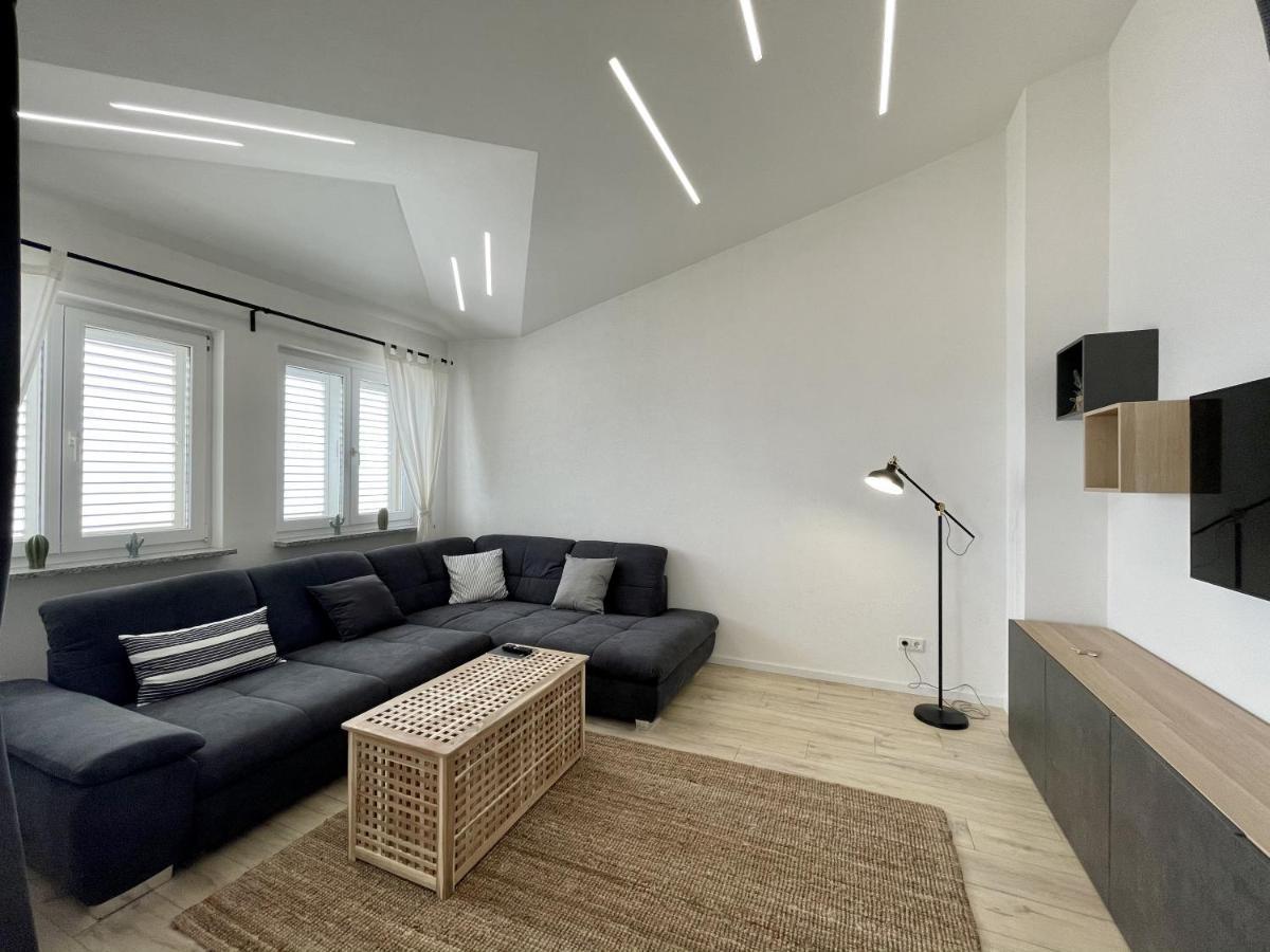 Lambda Holiday Apartments 耶塞尼采 外观 照片